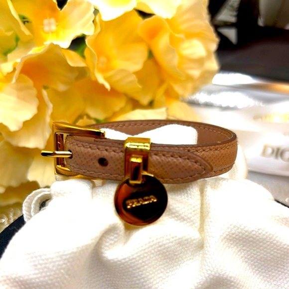 Auth 💚Prada Brown and Gold Timeless Elegance Bracelet- EUC - Picture 1 of 12